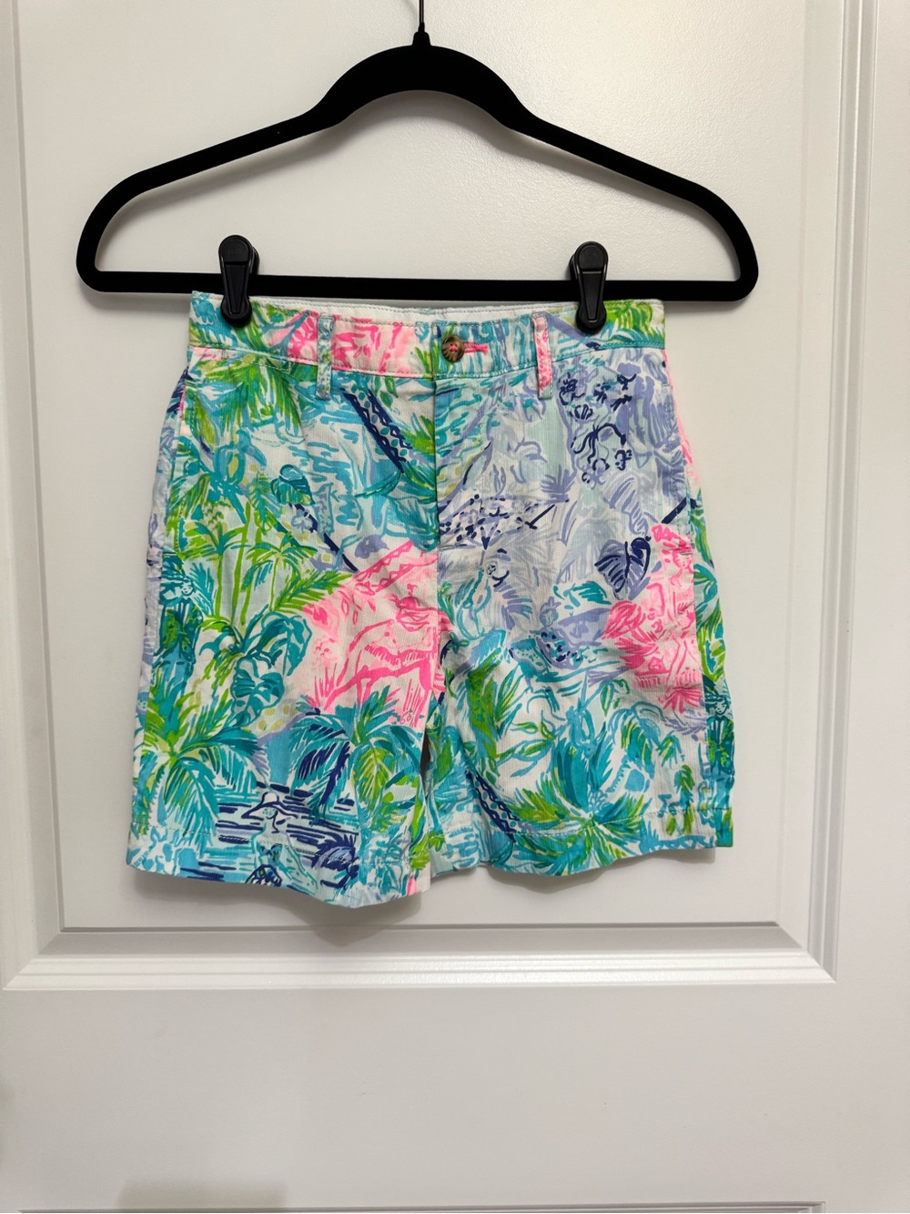 Lilly Pulitzer Boys Shorts size 7. WORN ONCE!